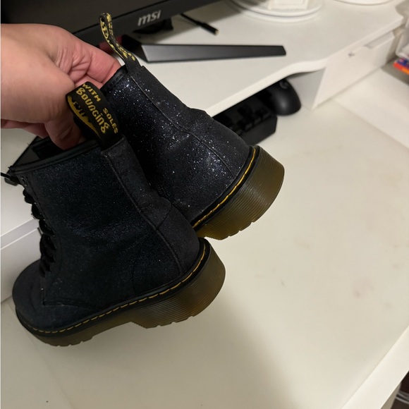 Dr. Marten glitter boots - Picture 3 of 5